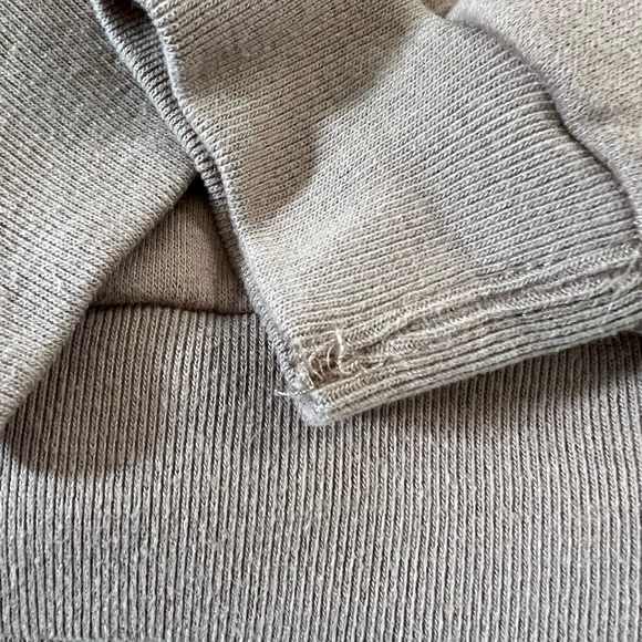 NWT Abercrombie & Fitch cropped hoodie - Picture 8 of 9